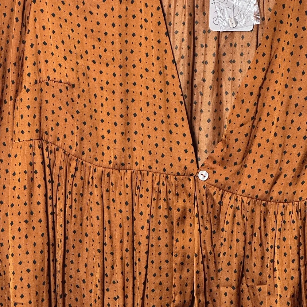Free People Show‎ Stoppin Blouse NWT Flowy Long Sleeve Fall Boho Size Medium